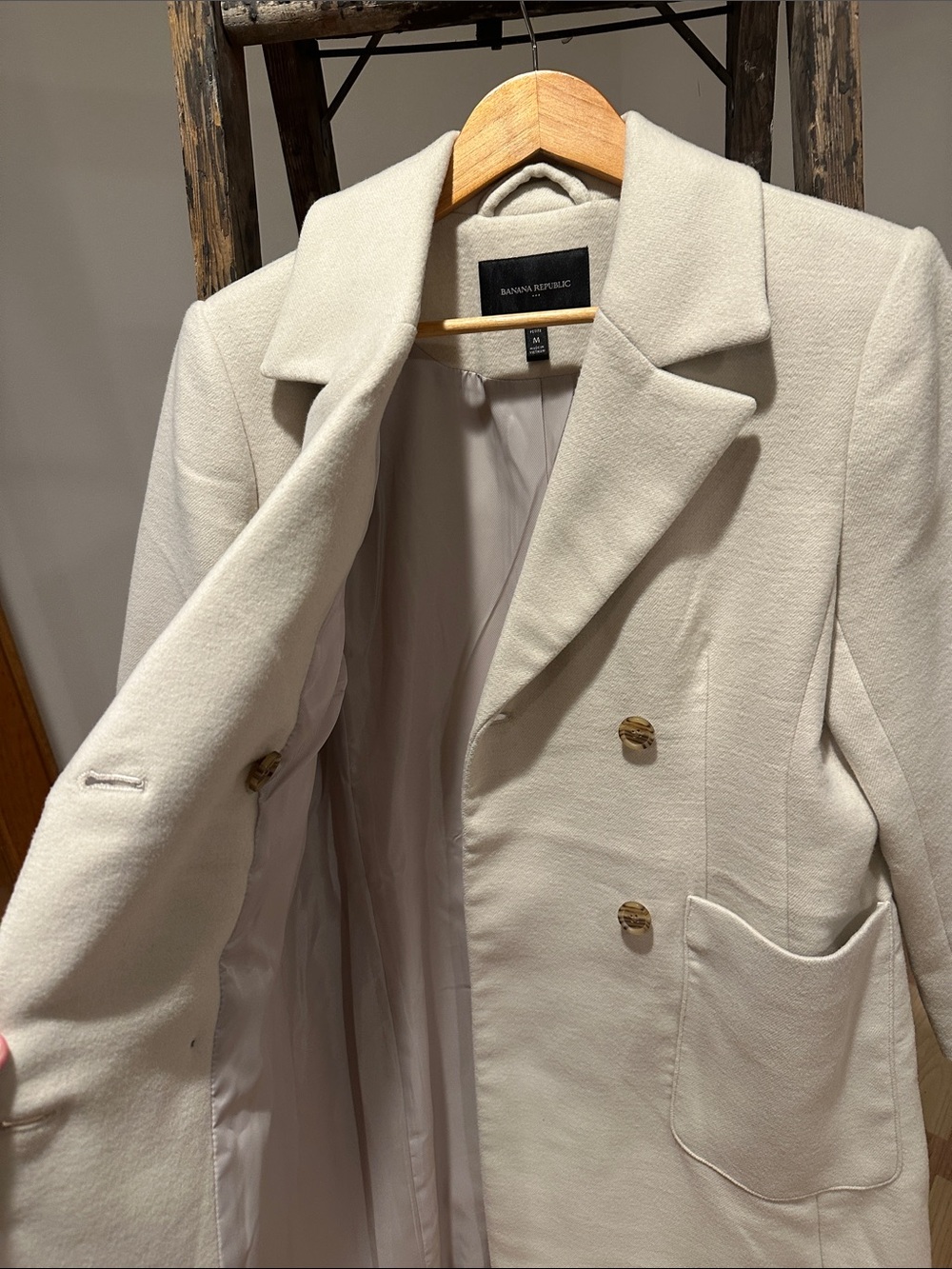 Banana Republic Cream Double-Breasted Pea Coat with Wood Grain Buttons - Picture 4 of 9
